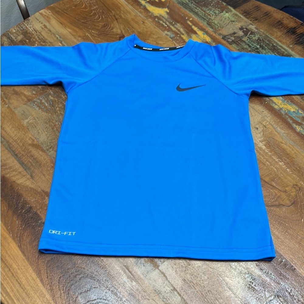 NWT Youth Boys Nike Swim Shirt